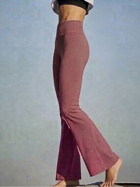 FP Movement Free People Good Karma Flare Leggings Withered Rose XS/S NWOT